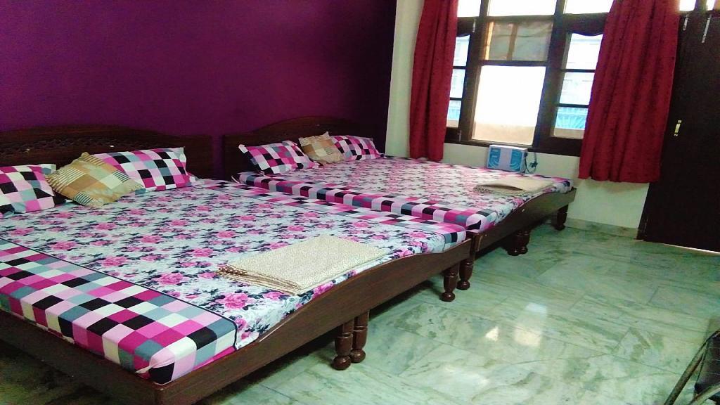 Guru Kirpa Guest House Amritsar Esterno foto